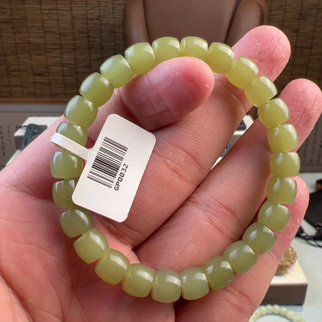 Y***z和田玉未镶嵌手链