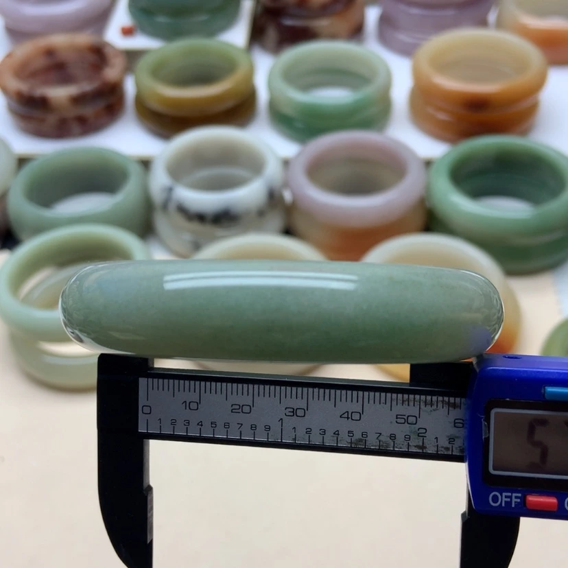 【闪购商品】未镶嵌手链石英岩玉