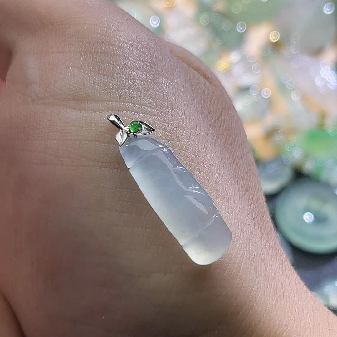 翡翠18K金镶嵌吊坠(不含链)翡翠