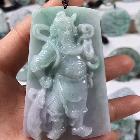 翡翠颈饰未镶嵌关二爷福利