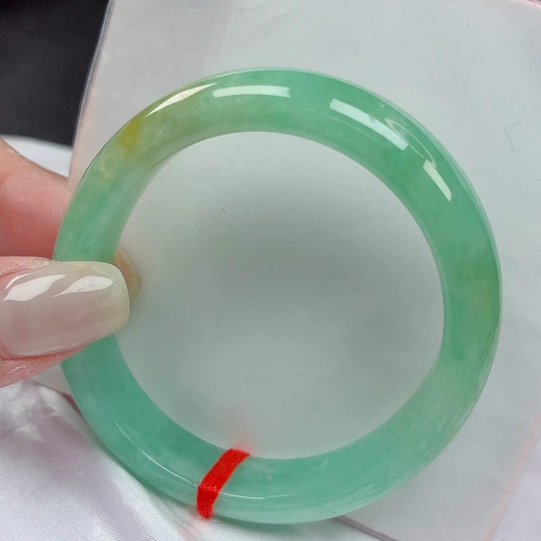 未镶嵌手镯（贵妃镯）翡翠53+