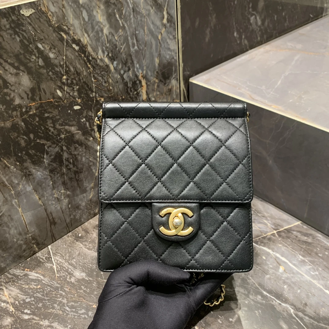 95新 Chanel/香奈儿 chanel 黑金珍珠链条包 /97新 /NB8672