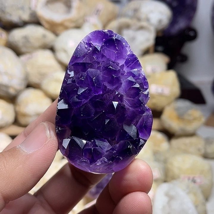 水晶未镶嵌珠宝半成品