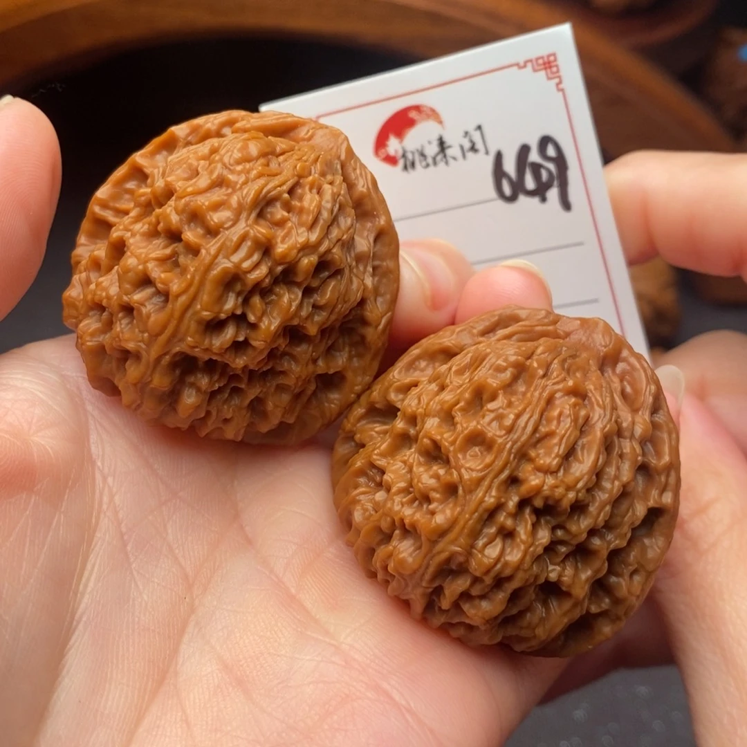 把件文玩核桃阿****）649号41大肚南疆石