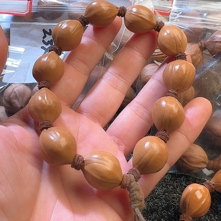 吊坠橄榄核1.7蜜桃