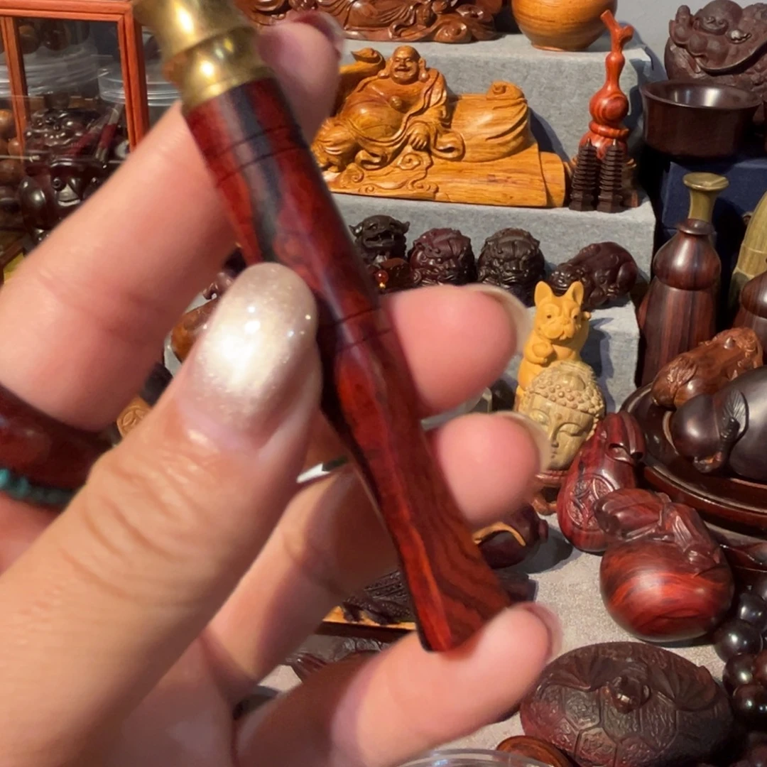 微凹黄檀（南美大红酸枝）