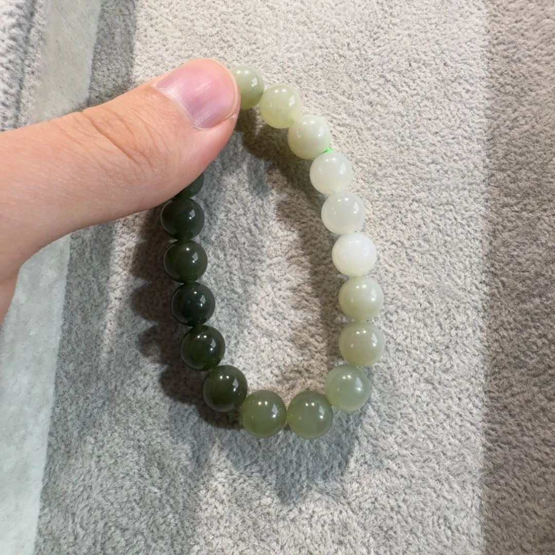 和田玉未镶嵌手串