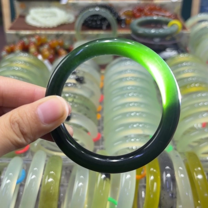 岫玉未镶嵌手镯天然