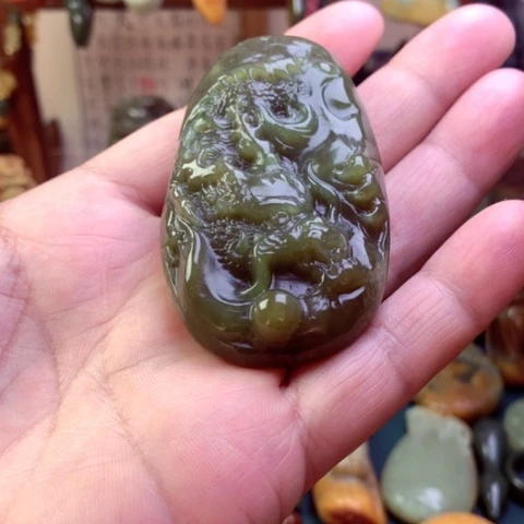 和田玉颈饰未镶嵌