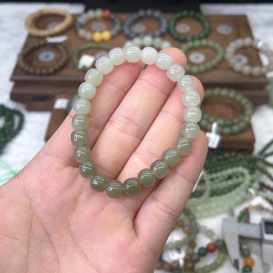 和田玉手链未镶嵌一*吖渐变卡8老型珠