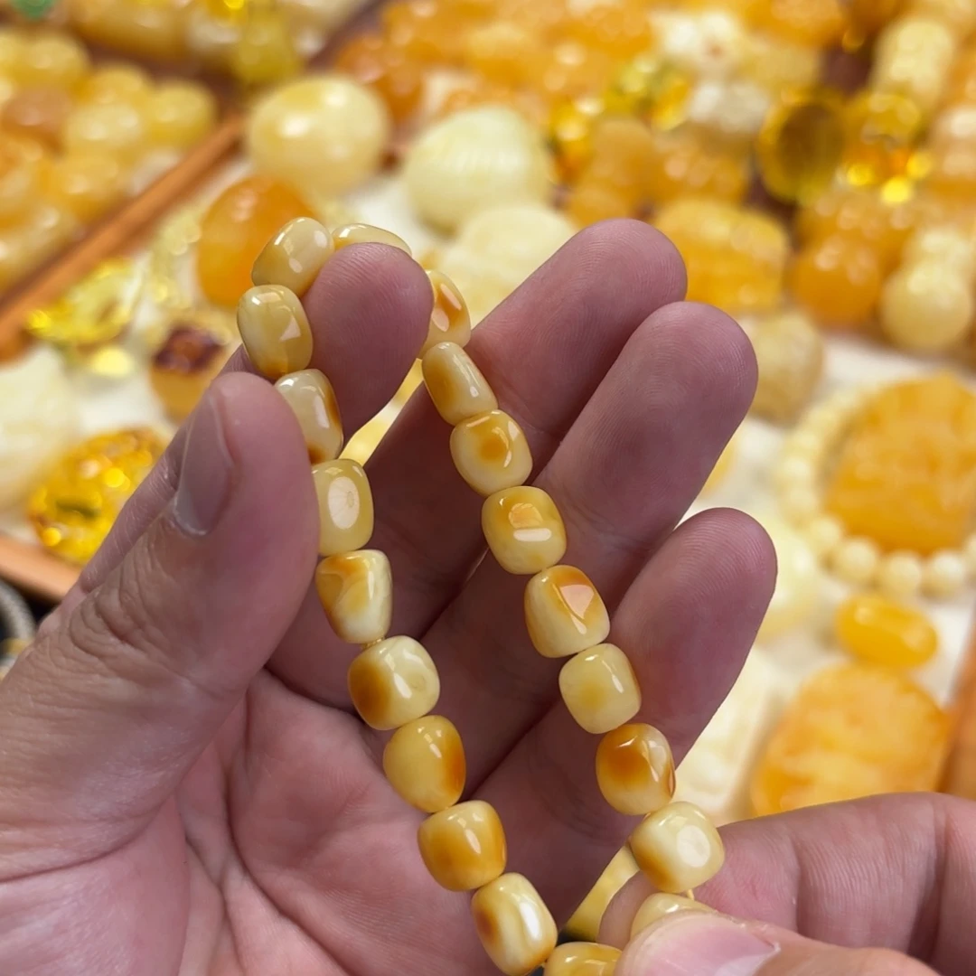 蜜蜡未镶嵌裸石手串
