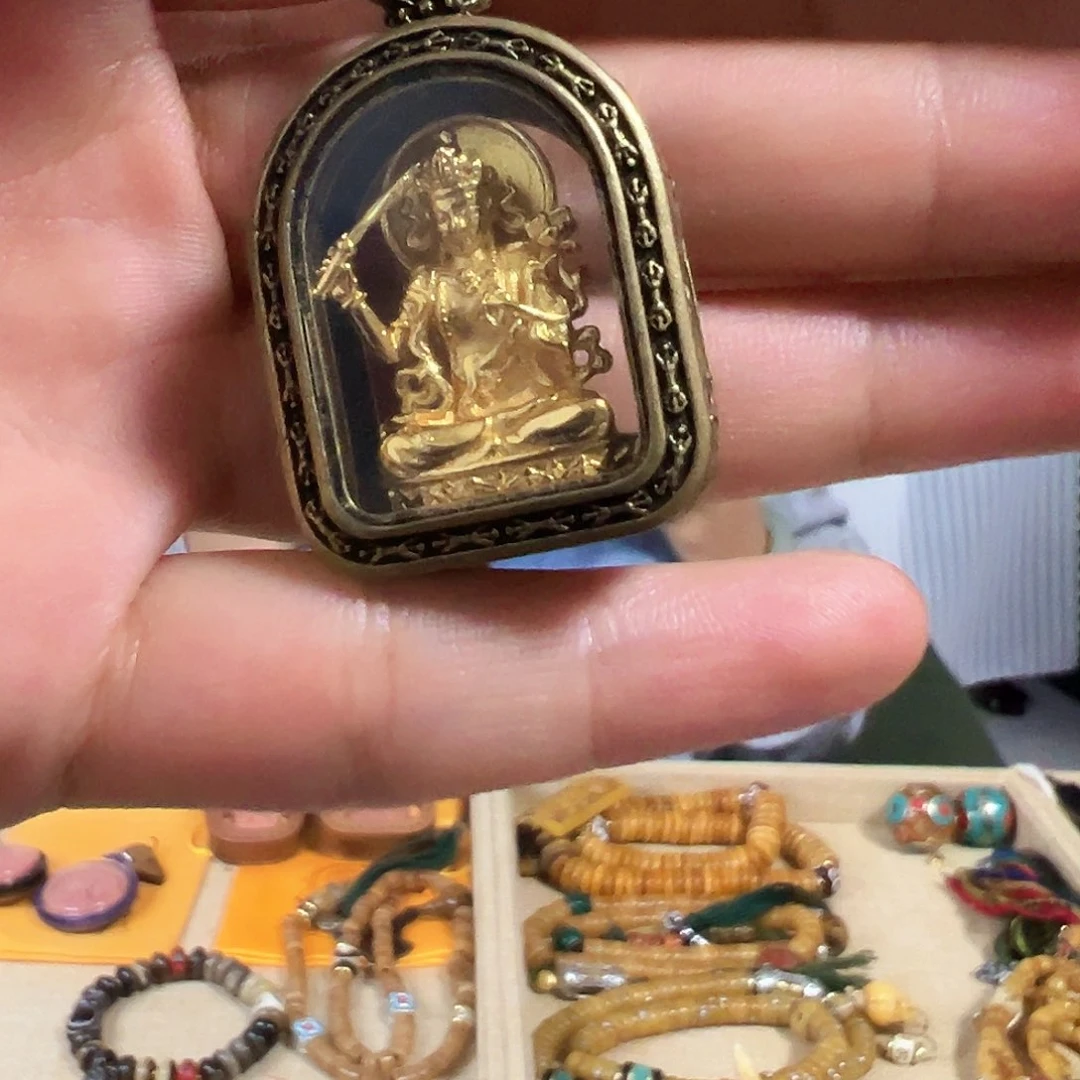 牛骨吊坠解**陈嘎乌盒