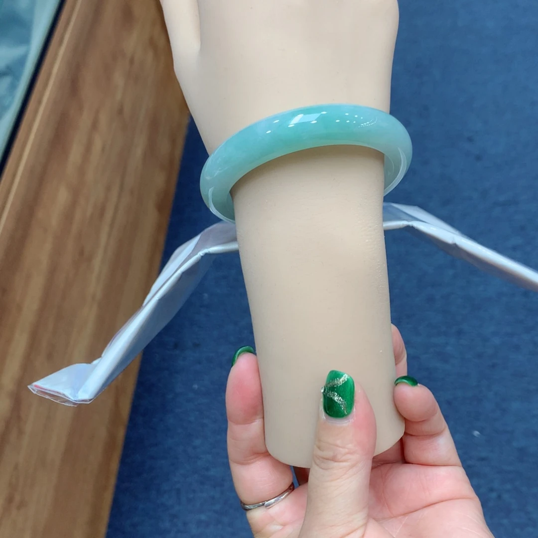 未镶嵌手镯翡翠买断