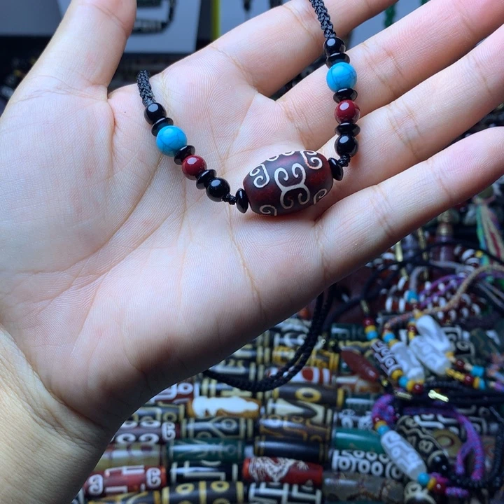 玛瑙/玉髓未镶嵌吊坠(赠链)