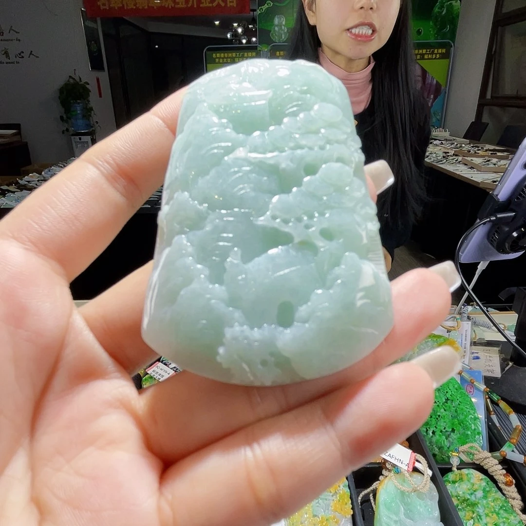 颈饰未镶嵌翡翠一