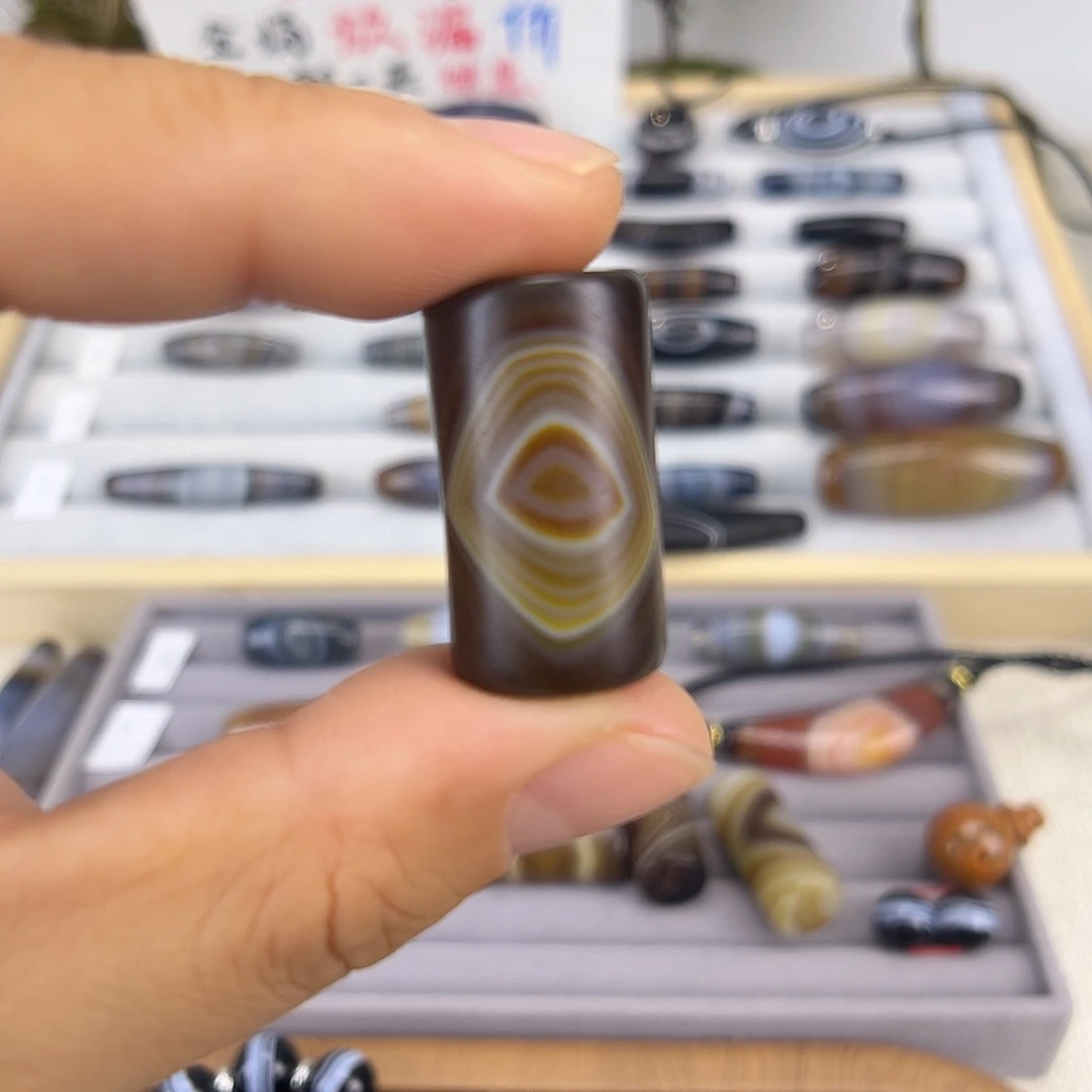 F***s玛瑙/玉髓未镶嵌颈饰