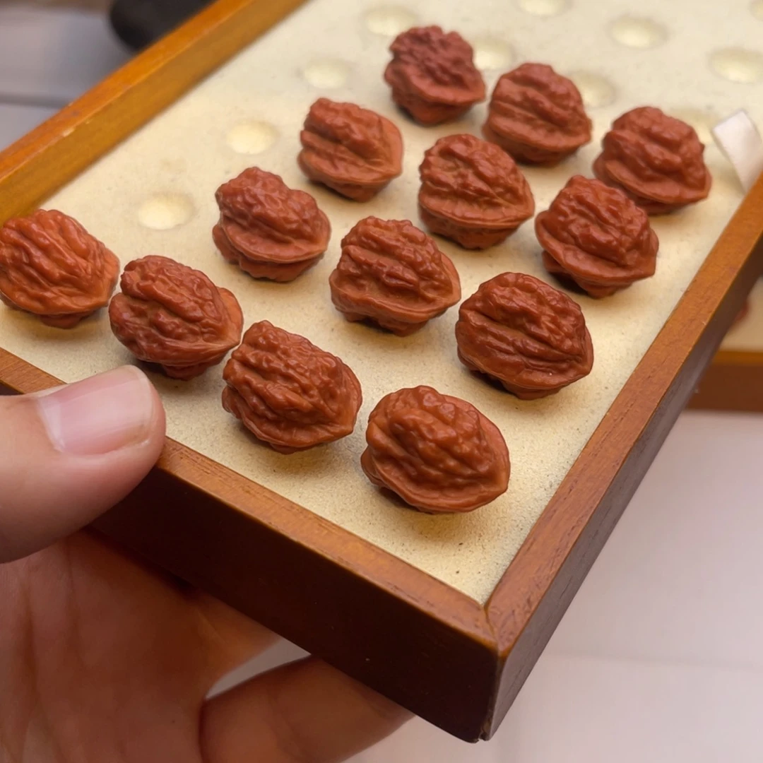 文玩核桃手串蛤蟆头