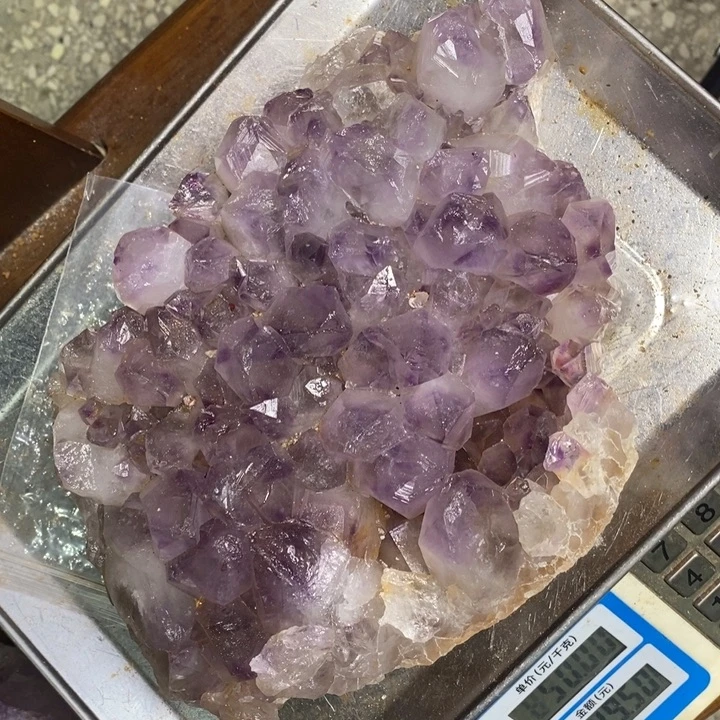 大型摆件（非配饰）紫晶未镶嵌