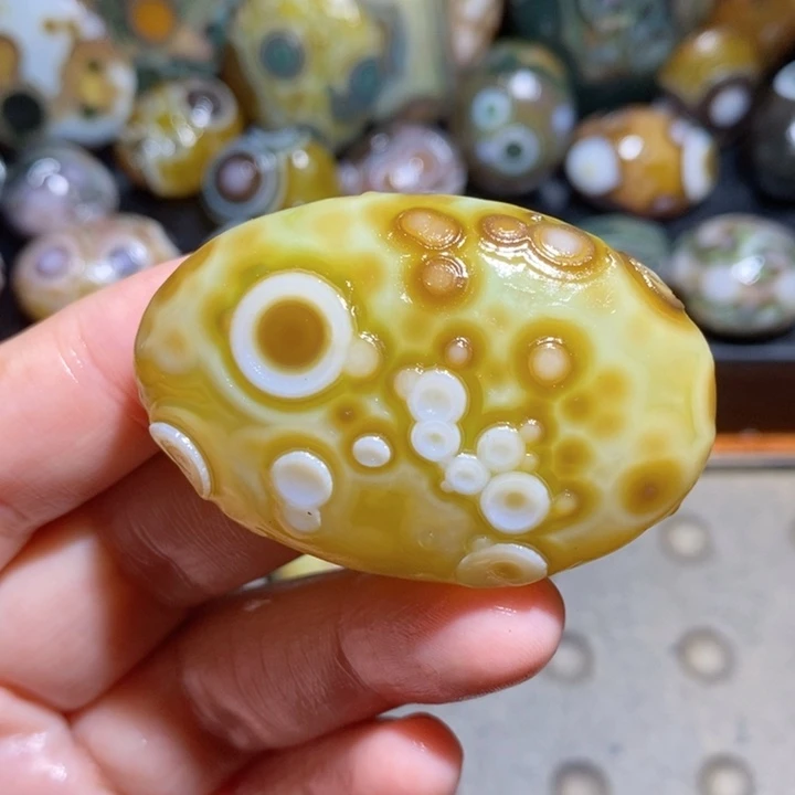 未镶嵌玛瑙/玉髓珠宝半成品97