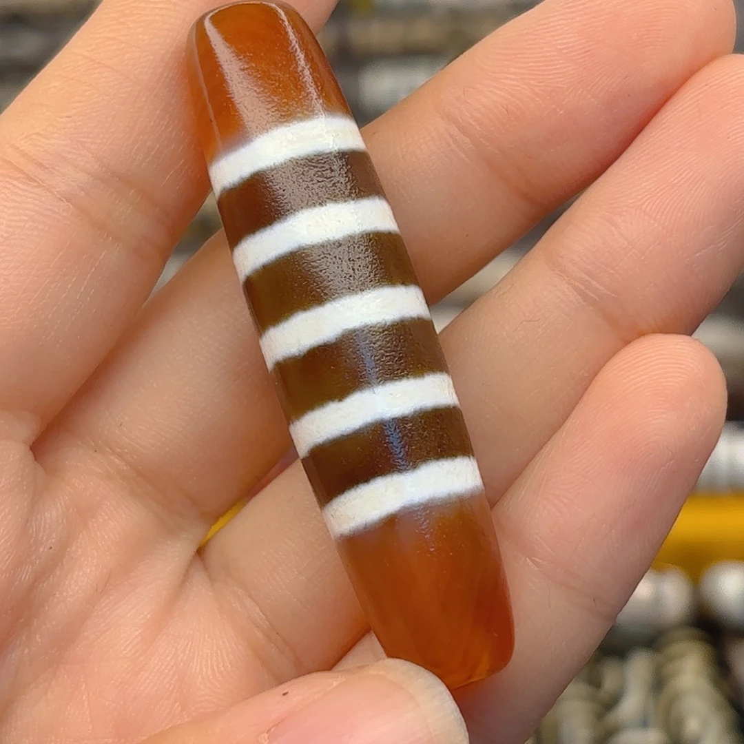 小***晕玛瑙/玉髓未镶嵌珠宝半成品