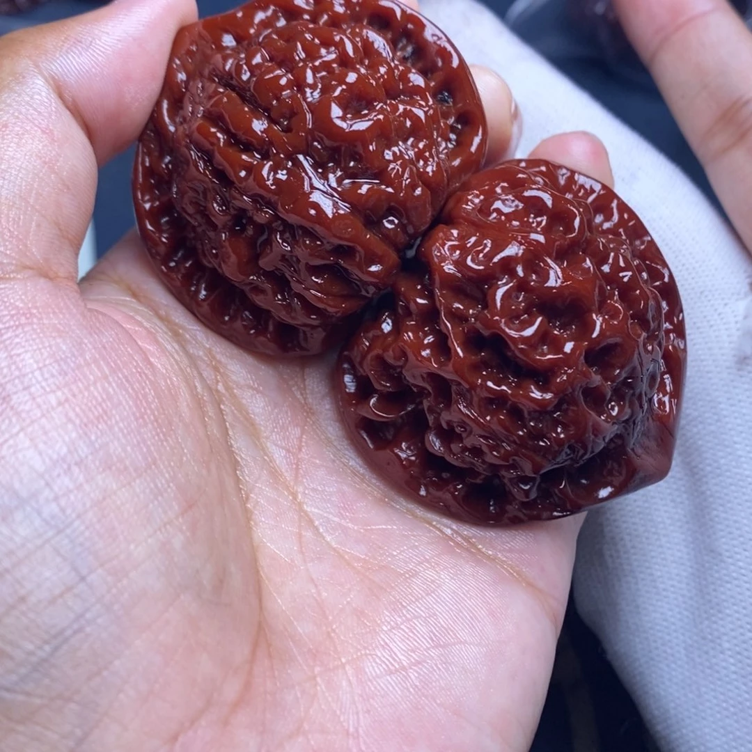 文玩核桃吊坠官帽48