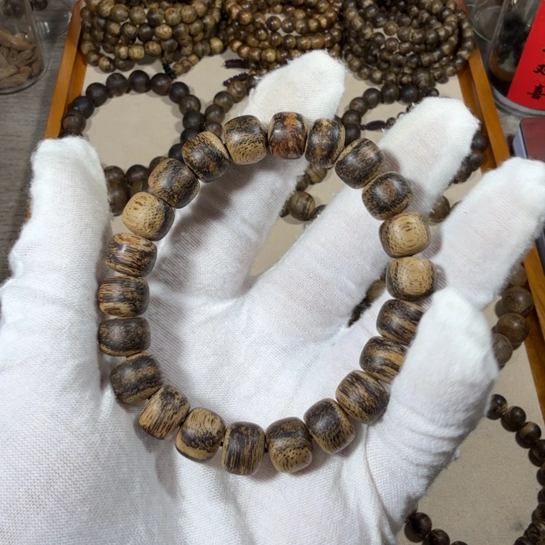 沉香沉香碎屑文莱99分沉14克