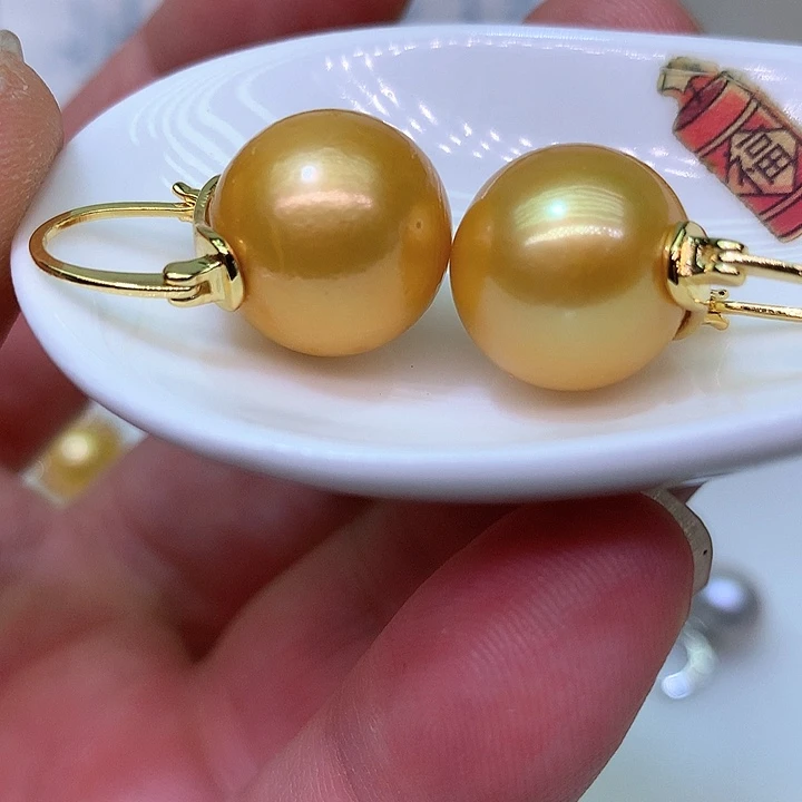 银S925镶嵌耳饰淡水珍珠