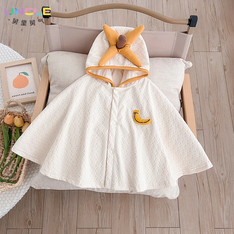 婴儿披风斗篷春秋季男女宝宝外出衣服新生儿春款防风连帽披肩外套