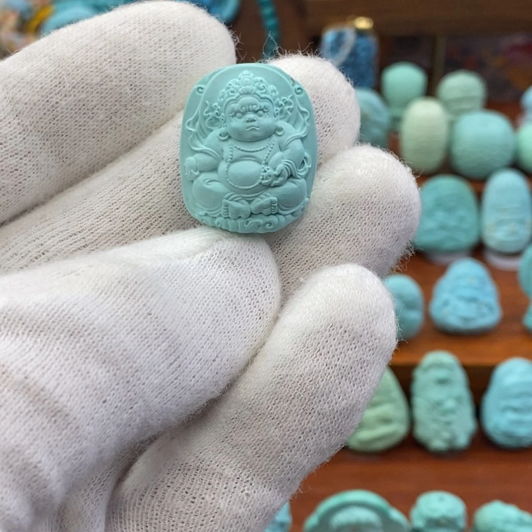 绿松石未镶嵌珠宝奇石