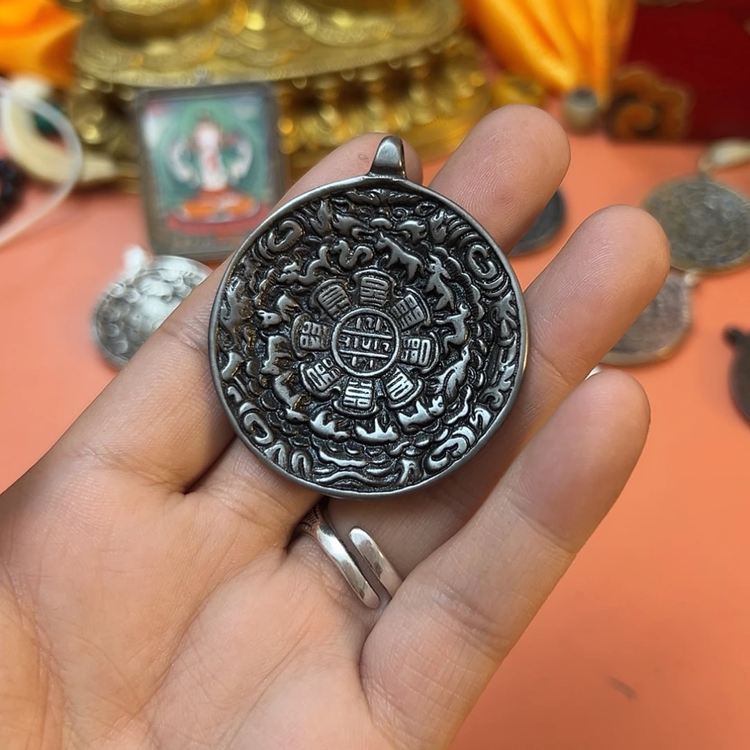 玛吉阿米藏式臻品直播间