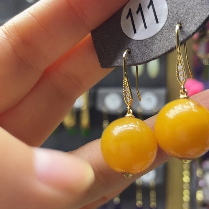 蜜蜡18K金镶嵌耳饰