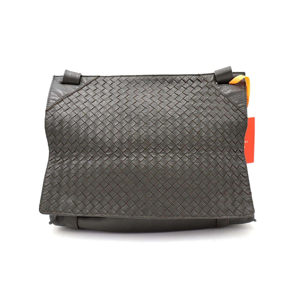 95新 BOTTEGA VENETA/葆蝶家 97新橄榄绿全皮邮差包36*27/36088