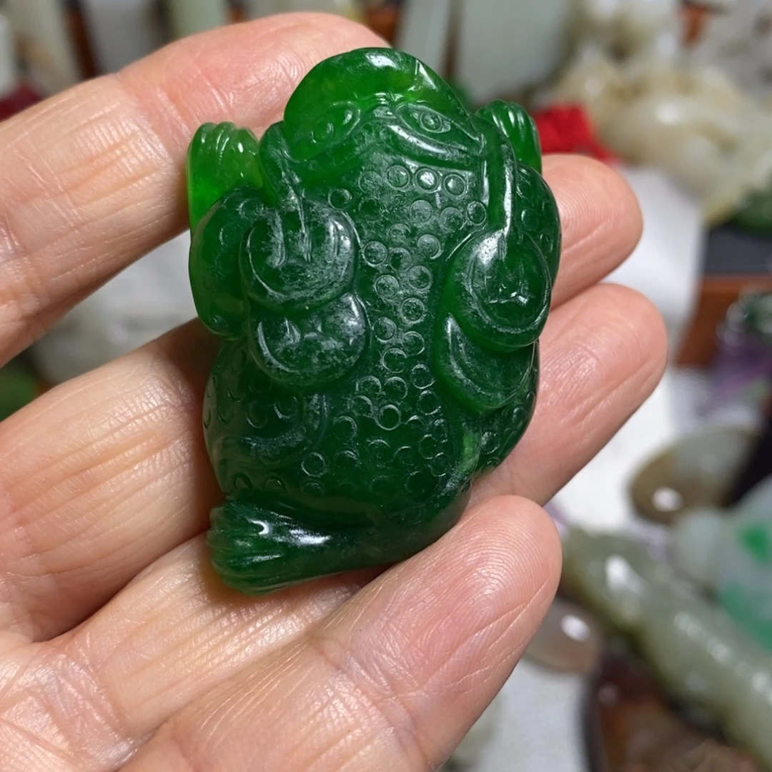 用***3和田玉（糖玉）未镶嵌颈饰