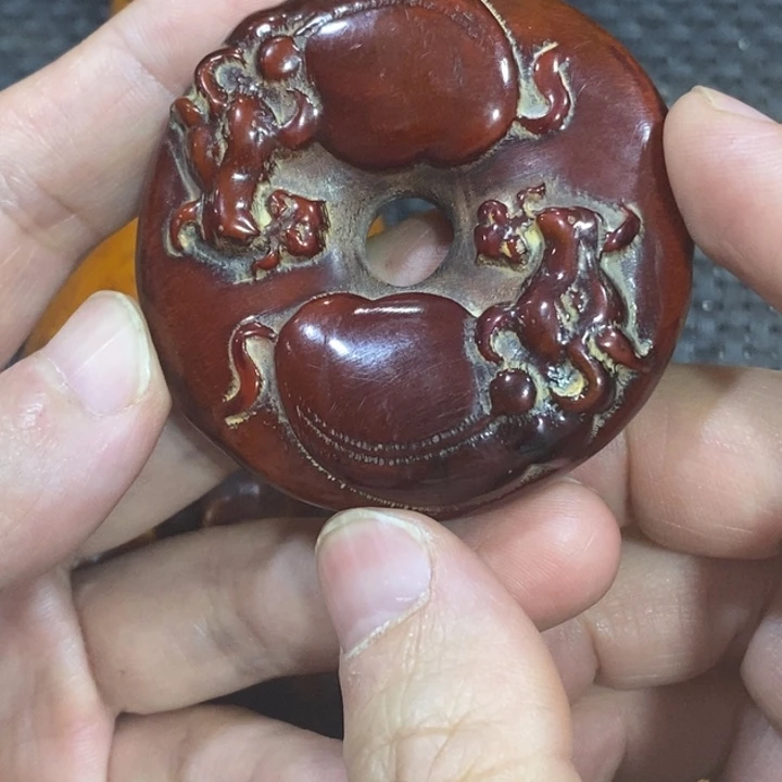 滴血莲花菩提吊坠