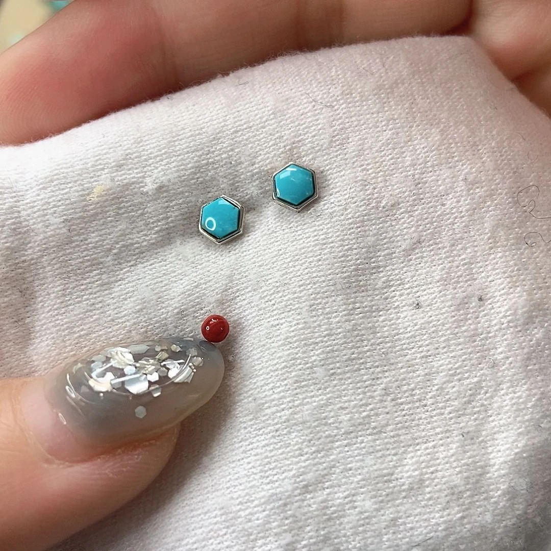 南红玛瑙未镶嵌珠宝奇石