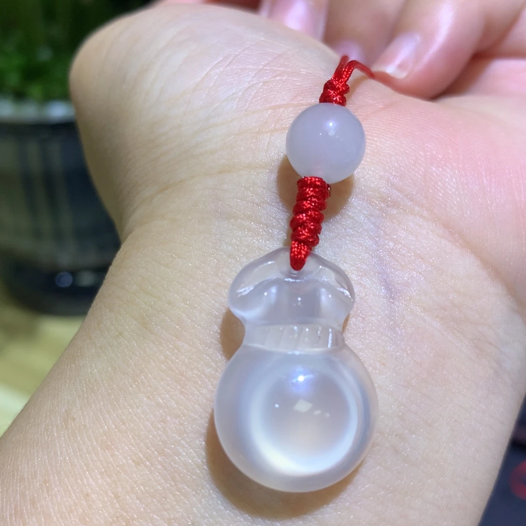 玛瑙/玉髓未镶嵌手镯钱袋