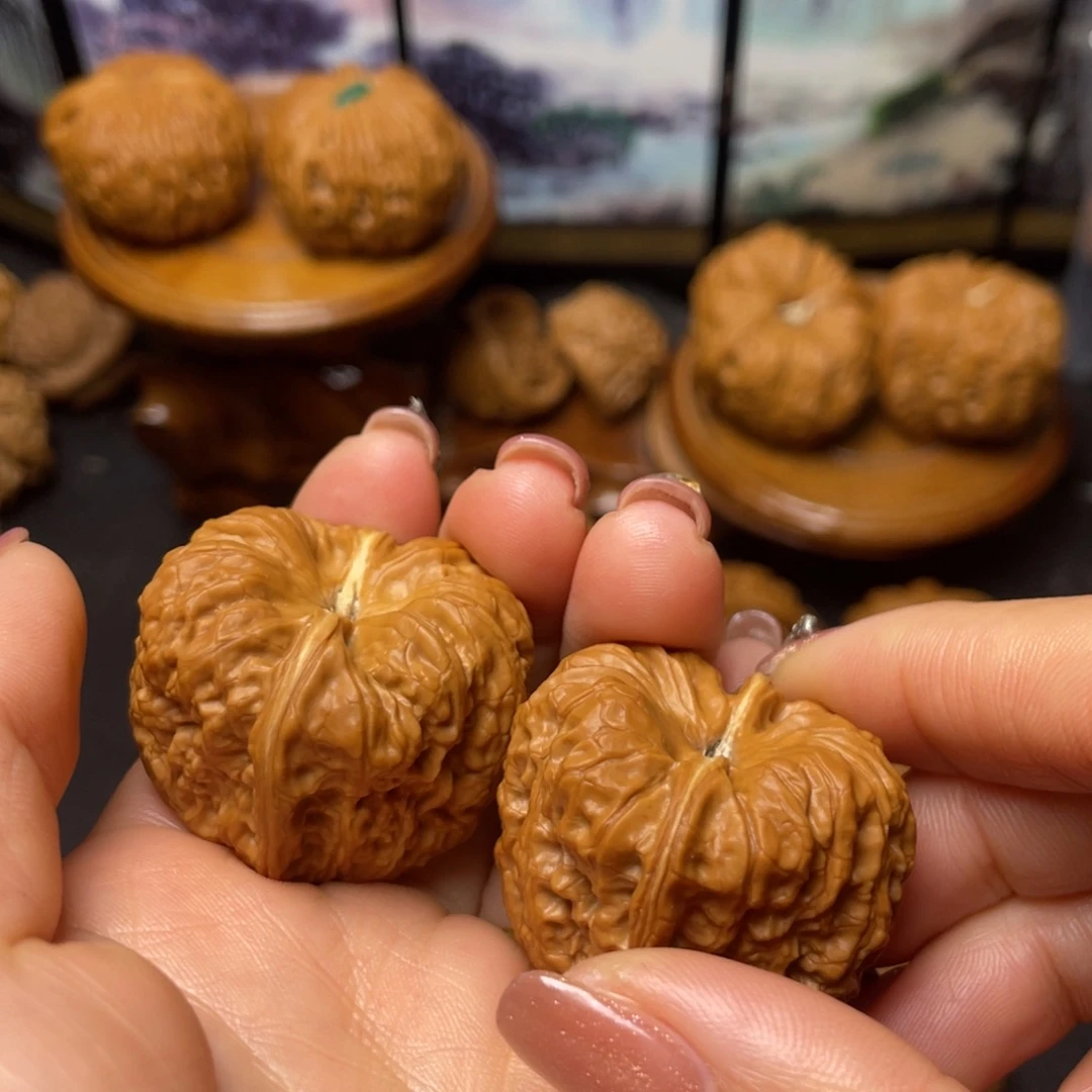 文玩核桃把件35平谷凹底