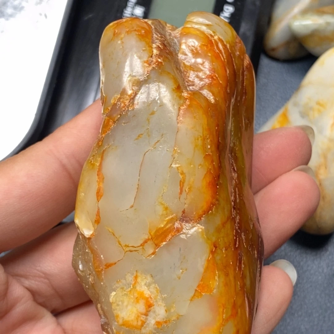 和田玉（糖玉）未镶嵌挂件