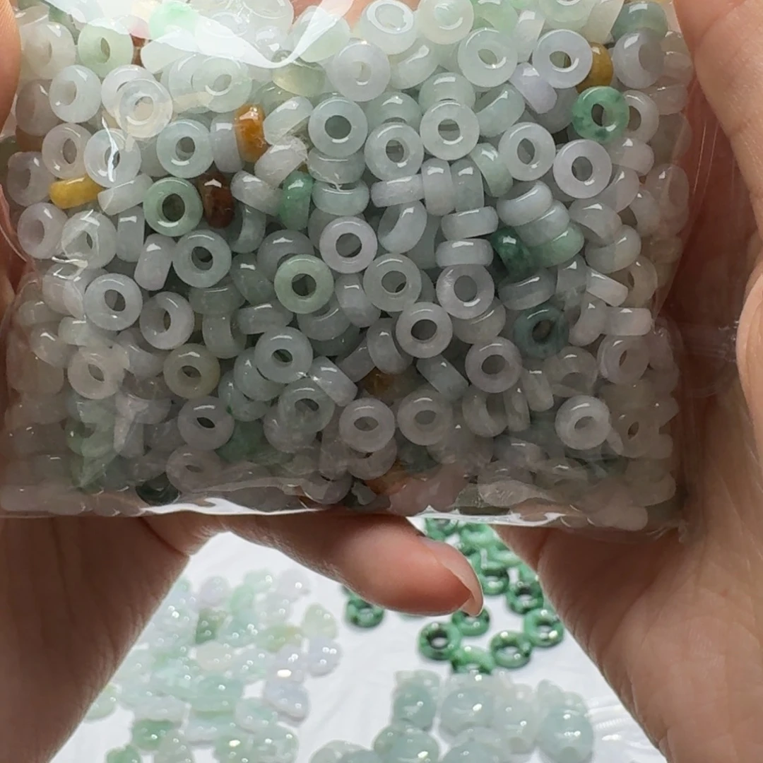 未镶嵌挂件翡翠福利20个，不包邮，拍一单邮费发货