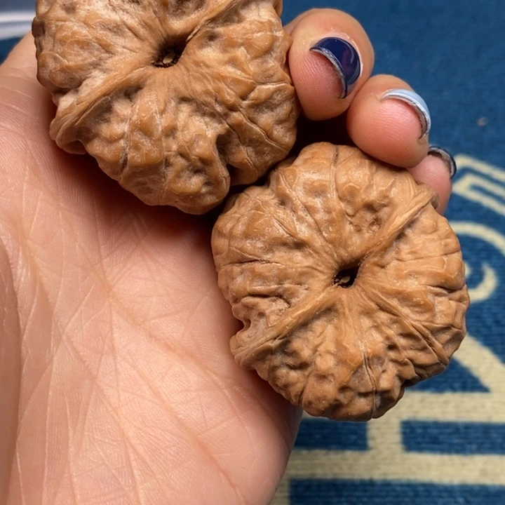 大***6文玩核桃吊坠蛤蟆头