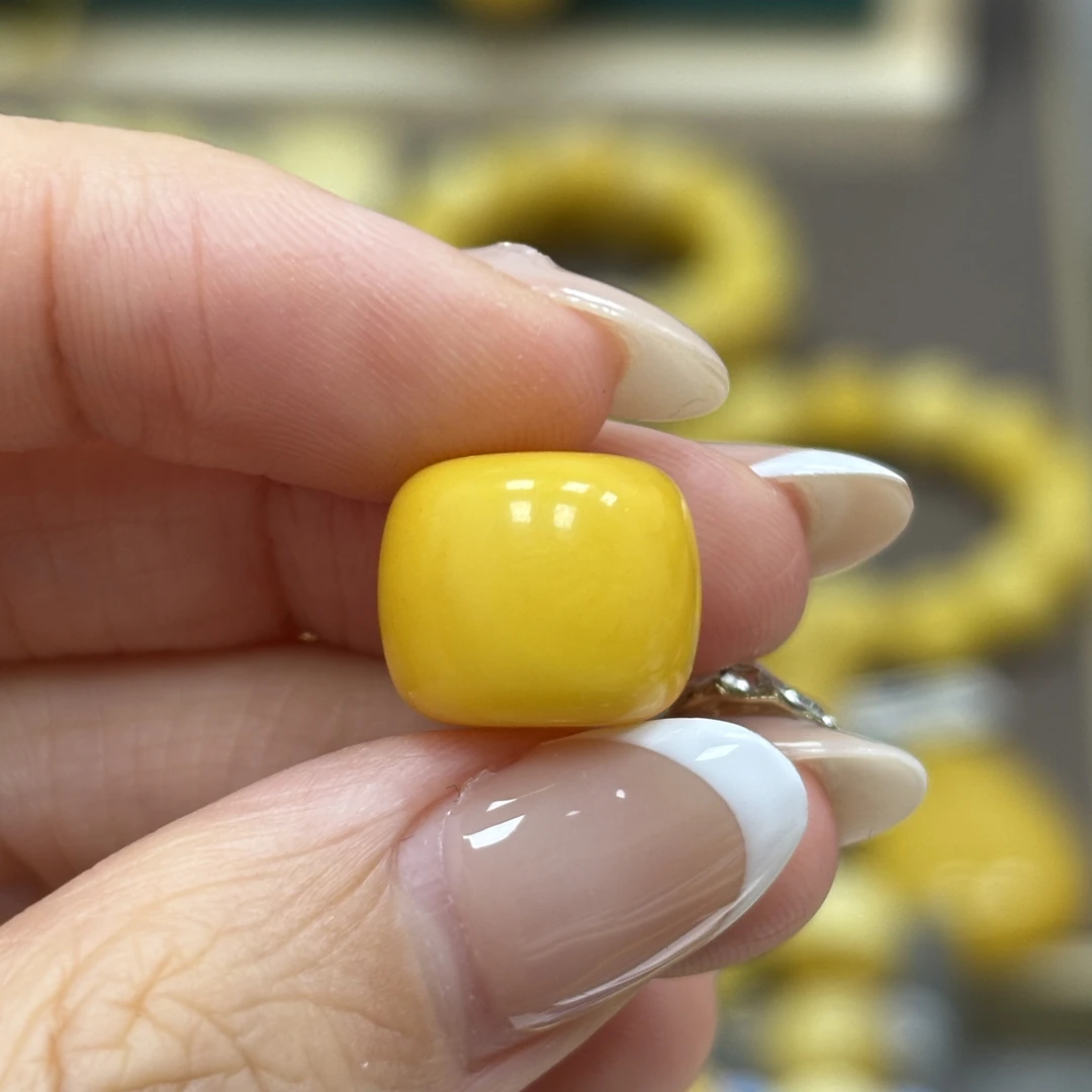 13.0*11.0mm· 1-小妖珠宝天然原矿琥珀蜜蜡