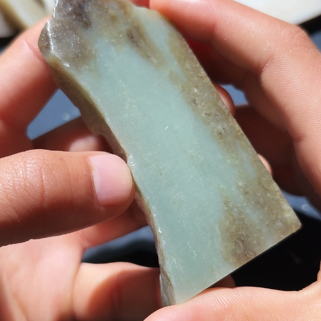 和田玉（糖玉）未镶嵌挂件