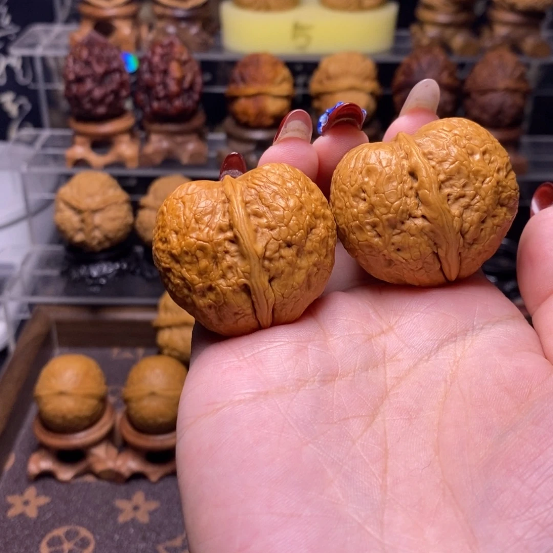 文玩核桃把件Z12峭壁元宝39尺