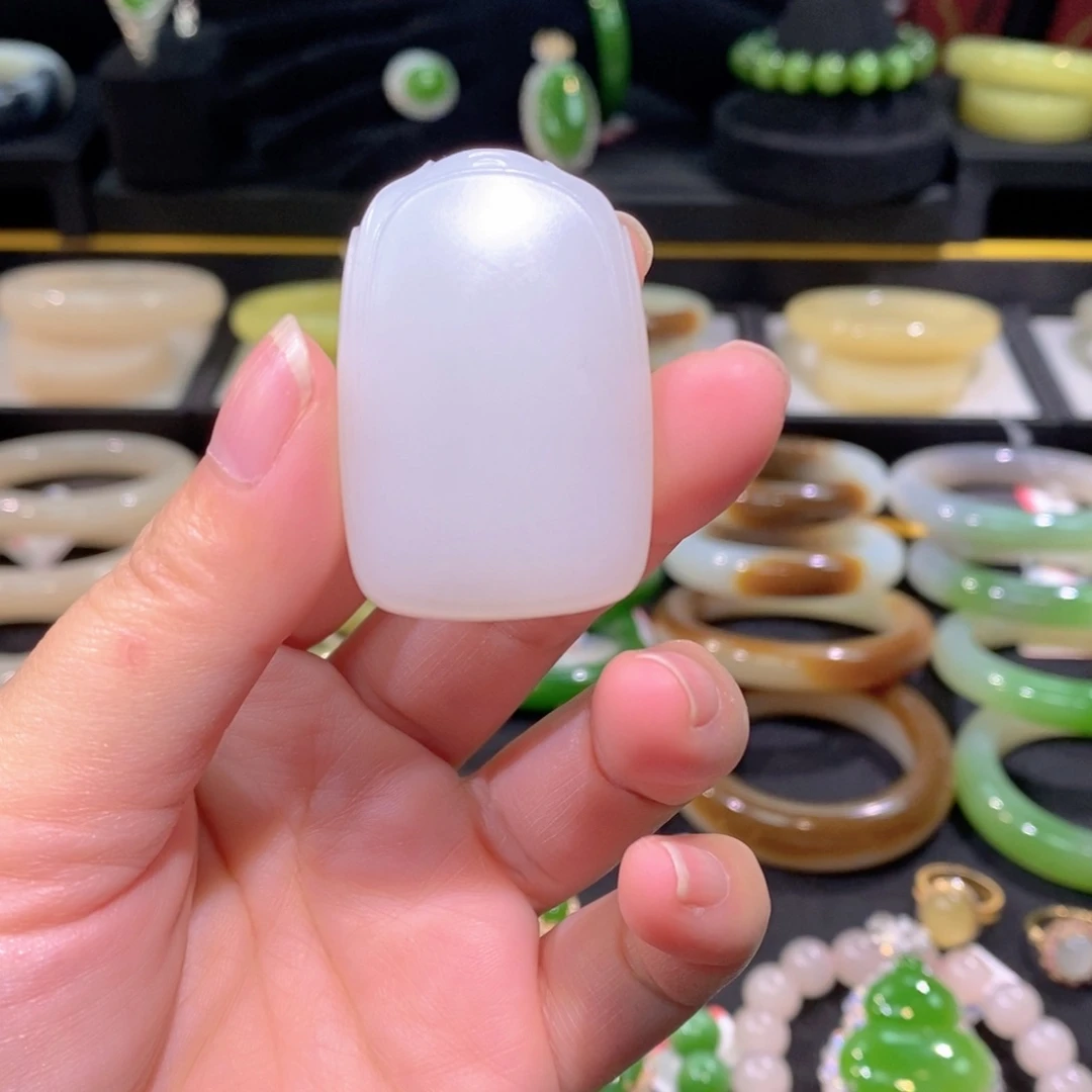 和田玉（白玉）未镶嵌吊坠(赠链)