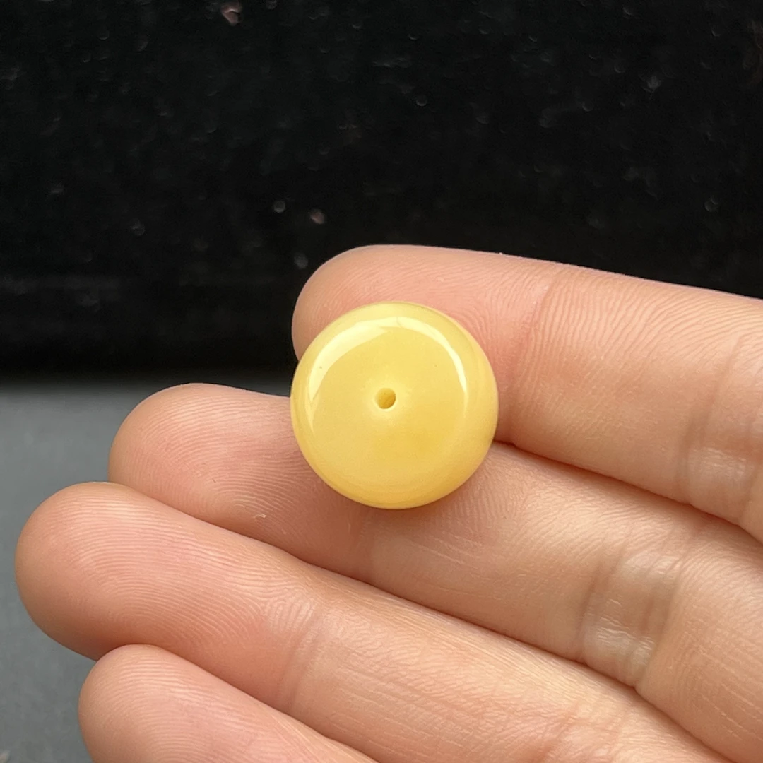 Y5382天然原矿蜜蜡 妖花墩子 16.6*9.4mm抖音基地质检发货