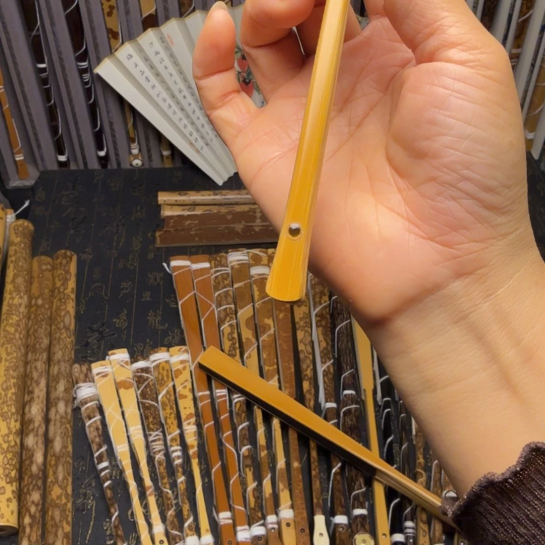 坤***坤扇子罗讯老师马牙常规尺寸