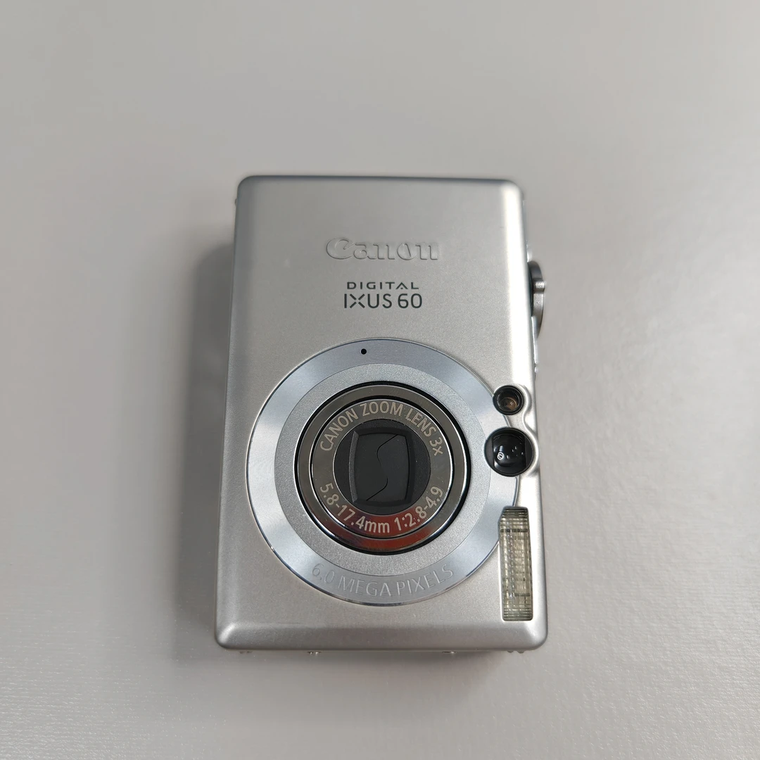 95新 Canon/佳能 IXUS 60 相机 复古ccd 平价摄影经典银色学生