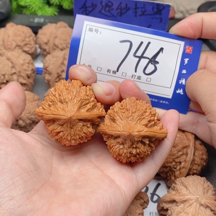 把件桃核39满天星746号牌