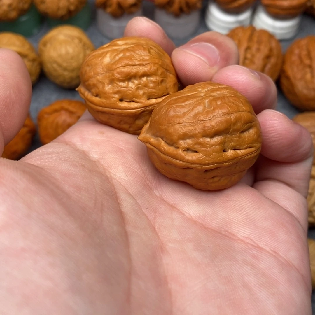 文玩核桃把件青蛙