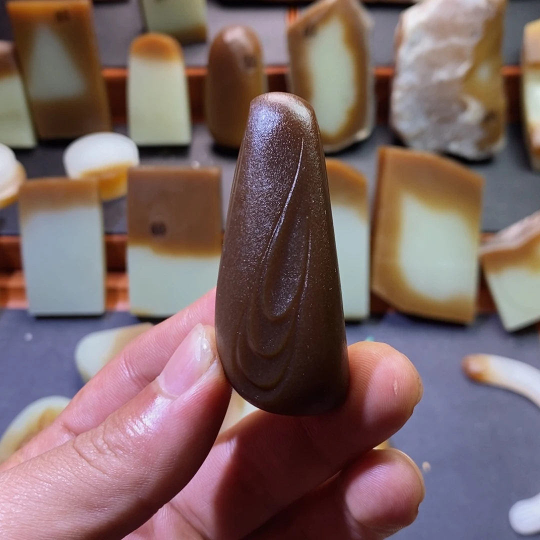 和田玉（糖玉）未镶嵌车挂